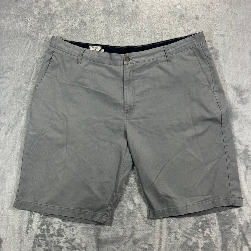 Volcom Chino Shorts Mens Size 42 Gray Corpo Class Solid Twill Casual Casual